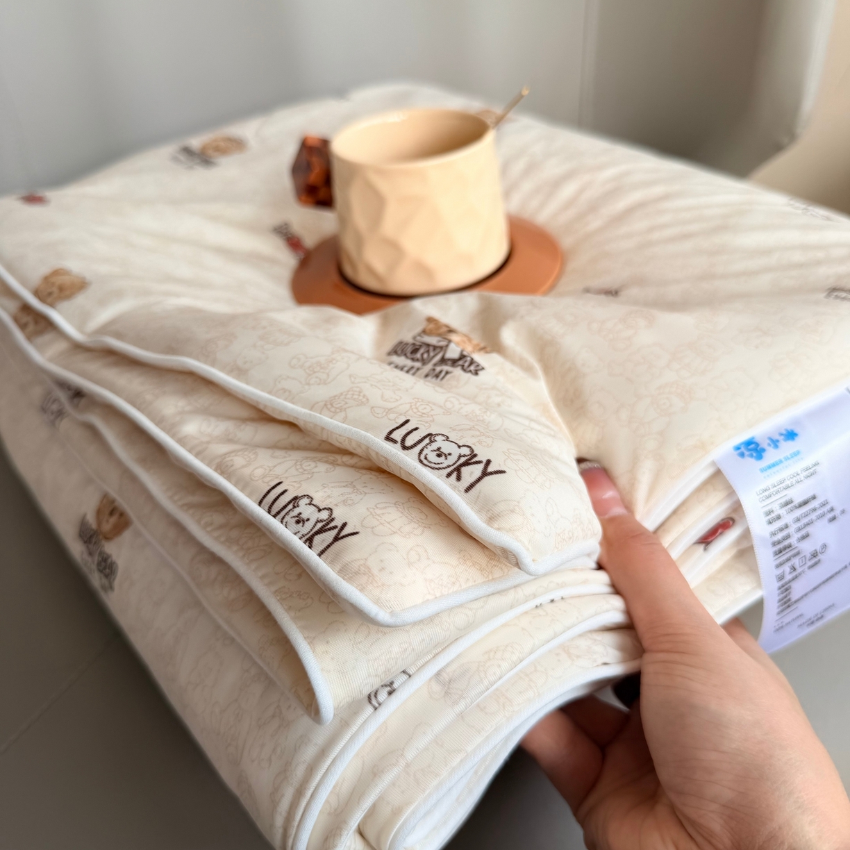 91家纺网 家纺一手货源 找家纺 莱豫家纺 2026春夏新款A类凉感小冰皮夏凉被夏被空调被 可爱小熊