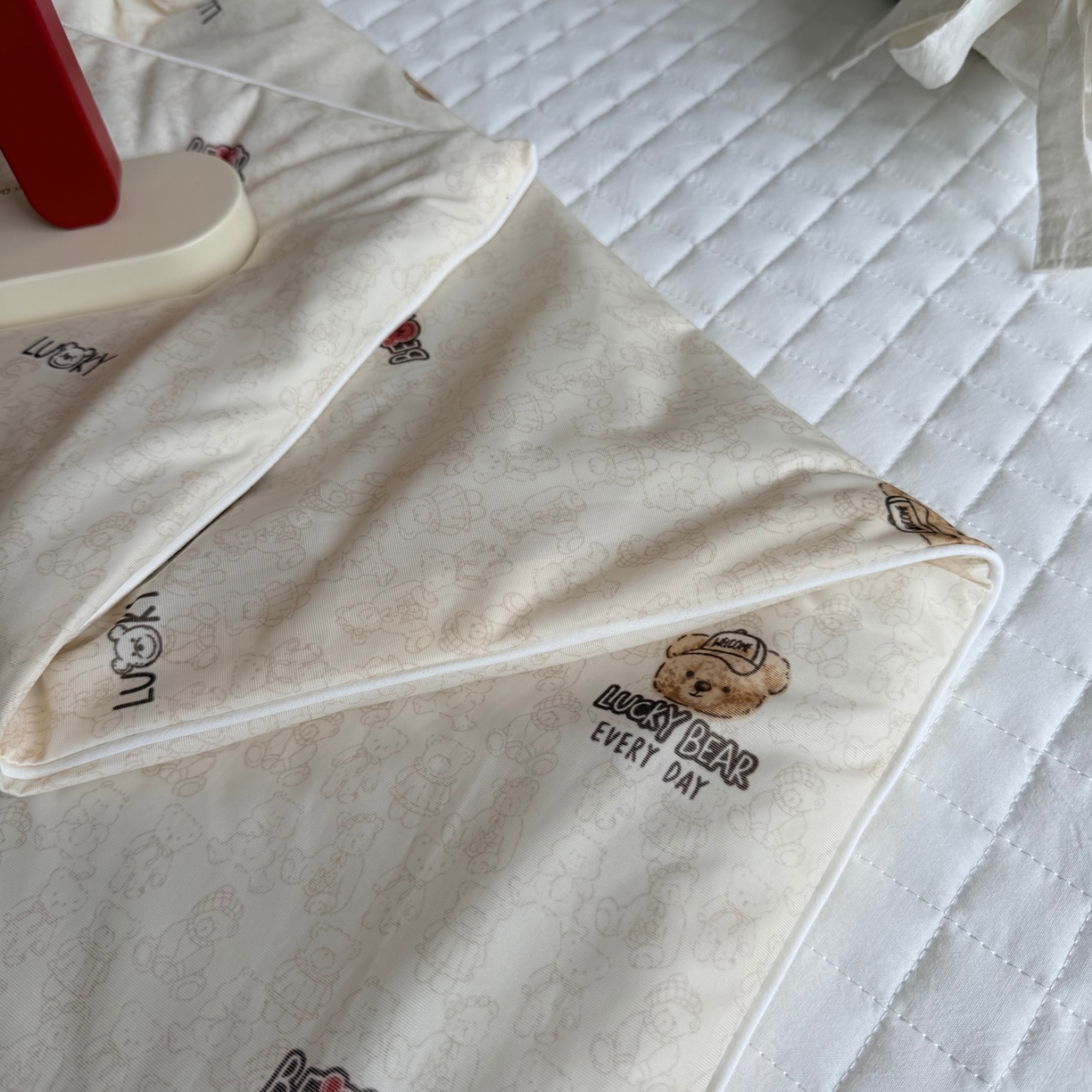 91家纺网 家纺一手货源 找家纺 莱豫家纺 2026春夏新款A类凉感小冰皮夏凉被夏被空调被 可爱小熊