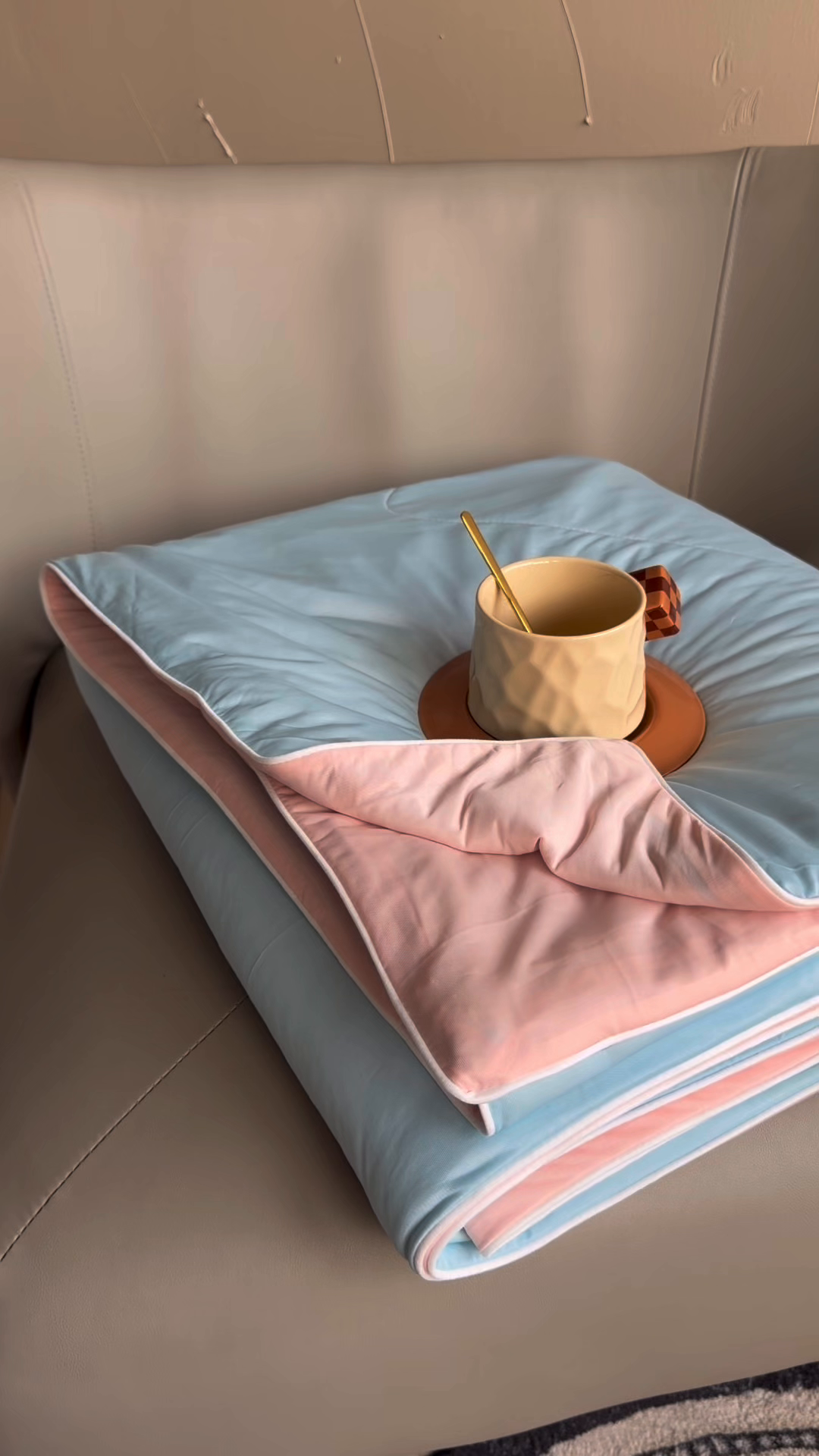 91家纺网 家纺一手货源 找家纺 莱豫家纺 2026春夏新款A类凉感小冰皮夏凉被夏被空调被 可甜可盐