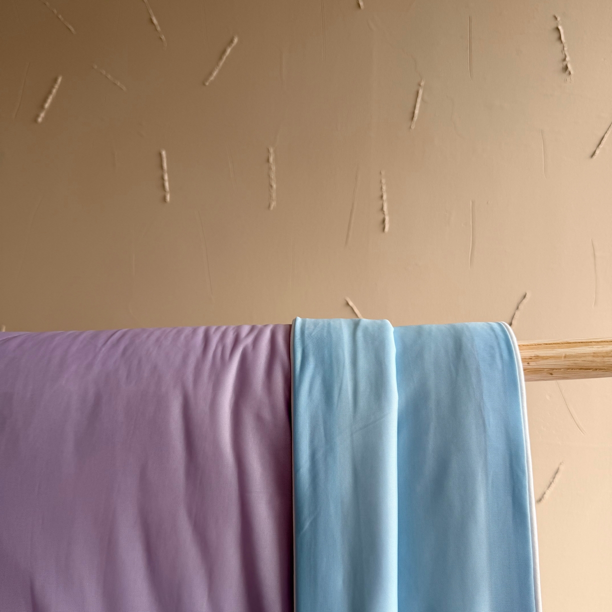 91家纺网 家纺一手货源 找家纺 莱豫家纺 2026春夏新款A类凉感小冰皮夏凉被夏被空调被 梅泥耶