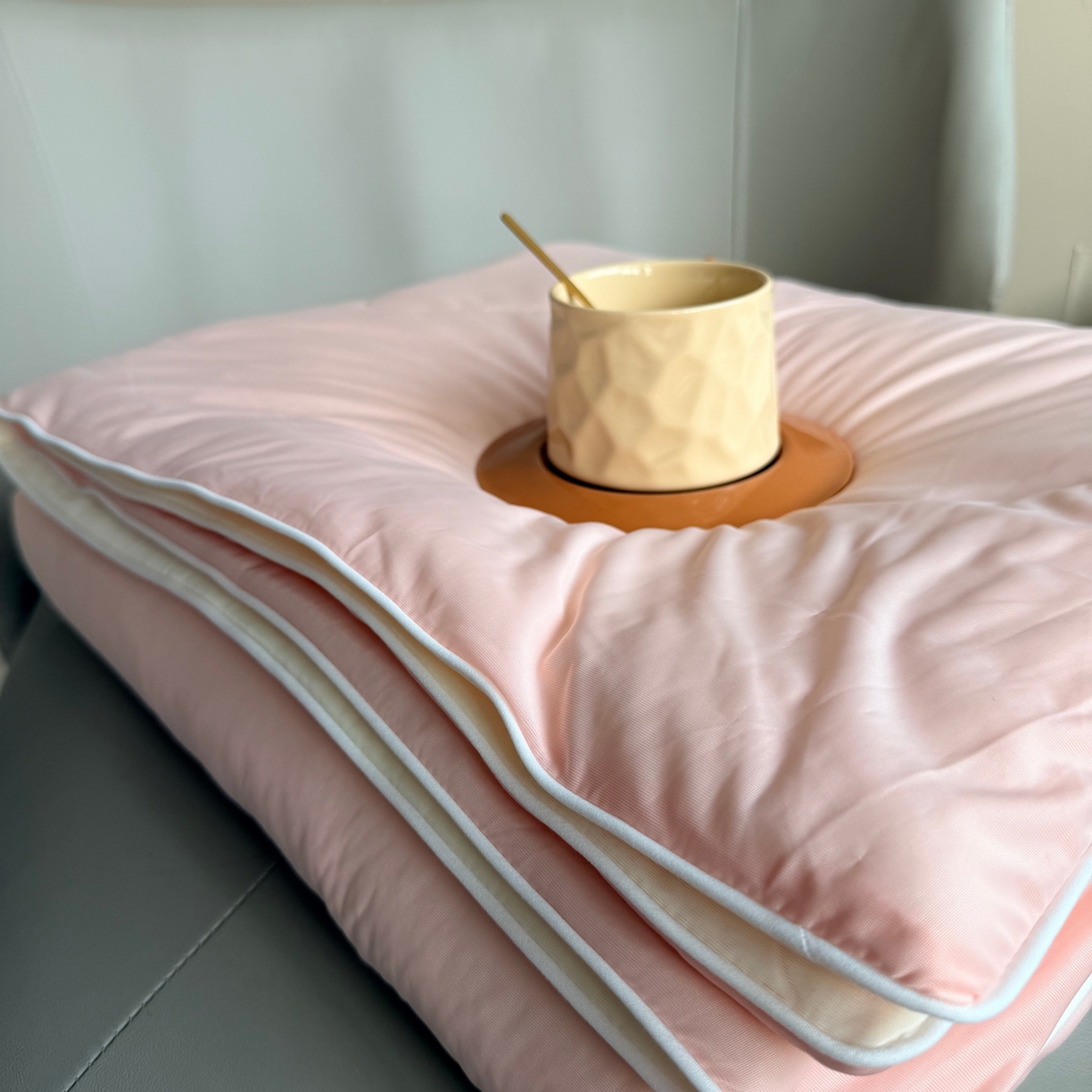 91家纺网 家纺一手货源 找家纺 莱豫家纺 2026春夏新款A类凉感小冰皮夏凉被夏被空调被 蜜桃菠萝