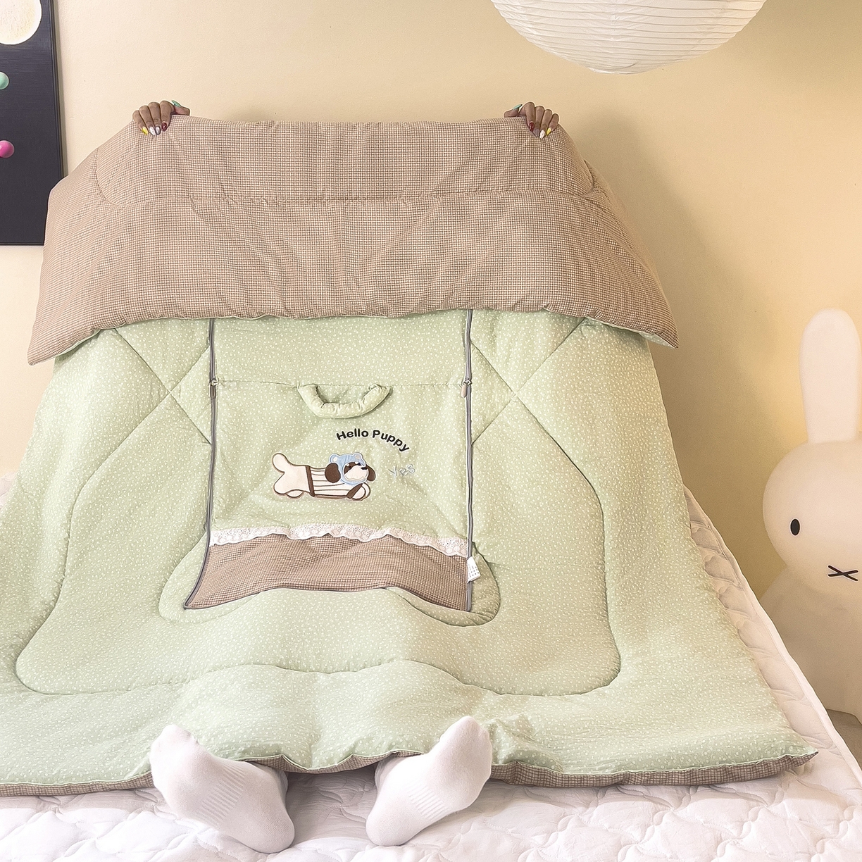 伊可爱抱枕被 2026新款四季款锦小棉仿棉蕾丝贴布绣抱枕被 锦小绵-果绿