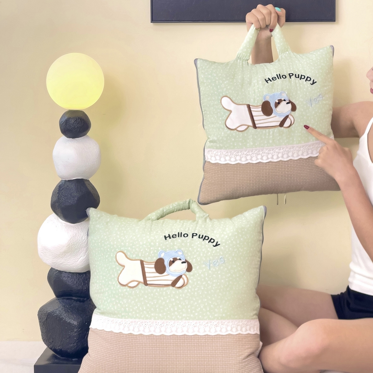 91家纺网 家纺一手货源 找家纺 伊可爱抱枕被 2026新款四季款锦小棉仿棉蕾丝贴布绣抱枕被 锦小绵-果绿