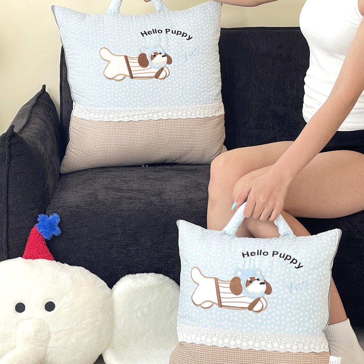 91家纺网 家纺一手货源 找家纺 伊可爱抱枕被 2026新款四季款锦小棉仿棉蕾丝贴布绣抱枕被 锦小绵-浅蓝