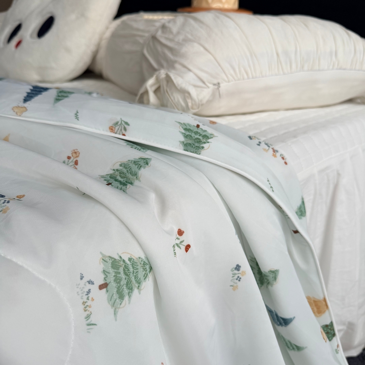 91家纺网 家纺一手货源 找家纺 莱豫家纺 2026春夏新款A类凉感小冰皮夏凉被夏被空调被 树语