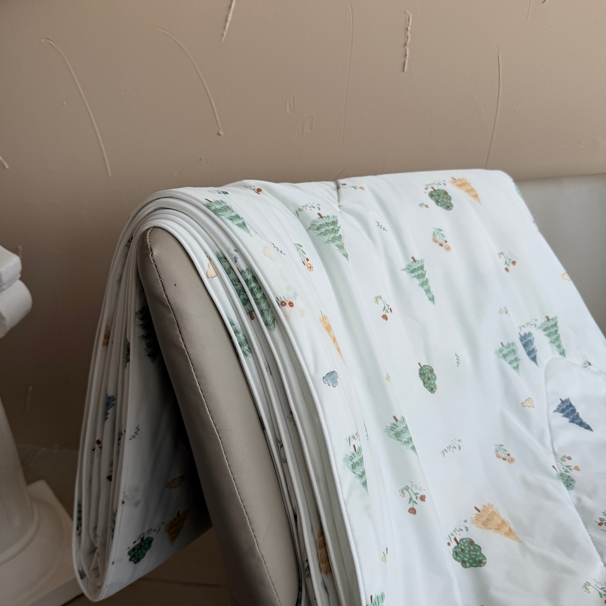 91家纺网 家纺一手货源 找家纺 莱豫家纺 2026春夏新款A类凉感小冰皮夏凉被夏被空调被 树语