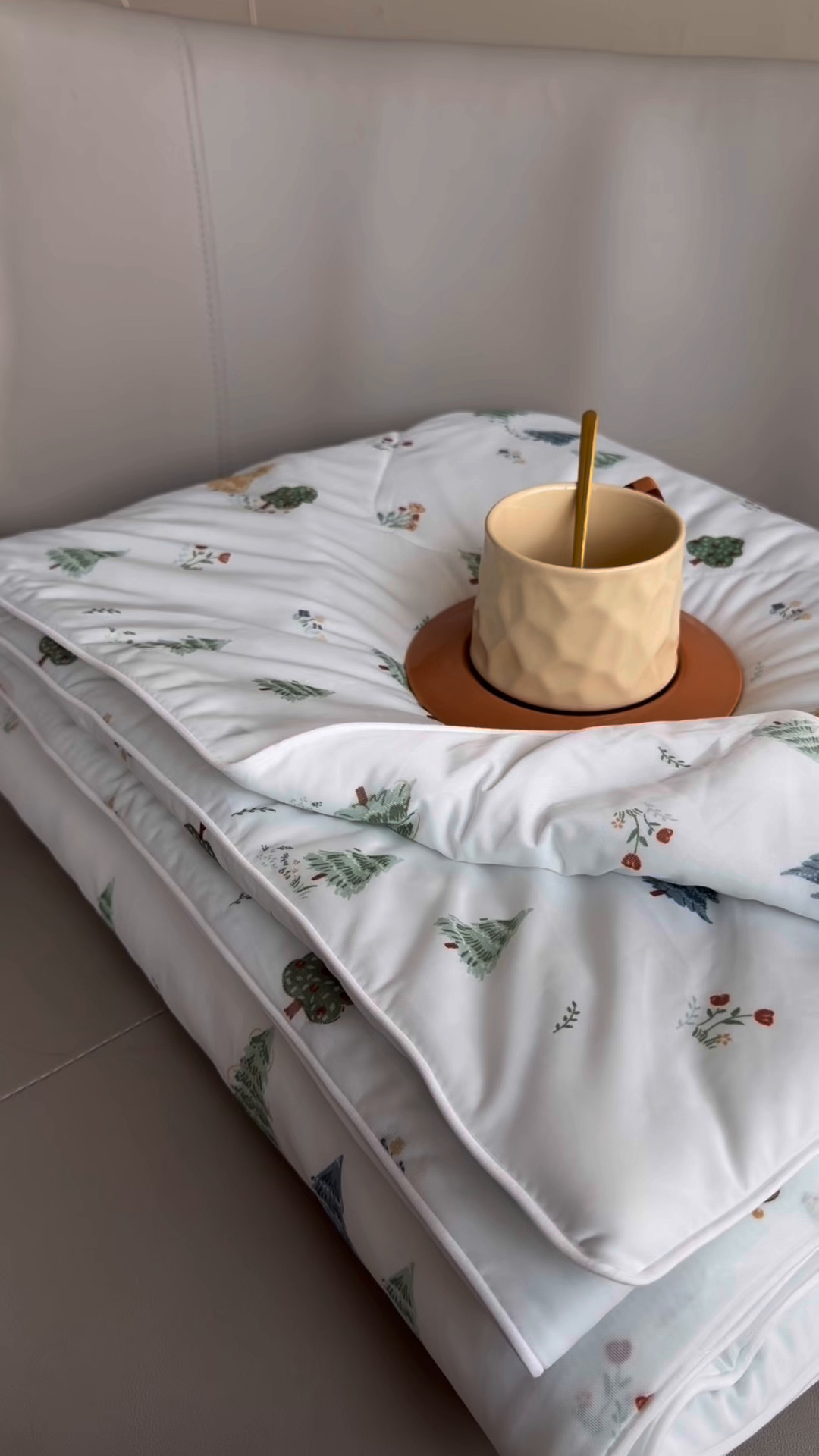 91家纺网 家纺一手货源 找家纺 莱豫家纺 2026春夏新款A类凉感小冰皮夏凉被夏被空调被 树语