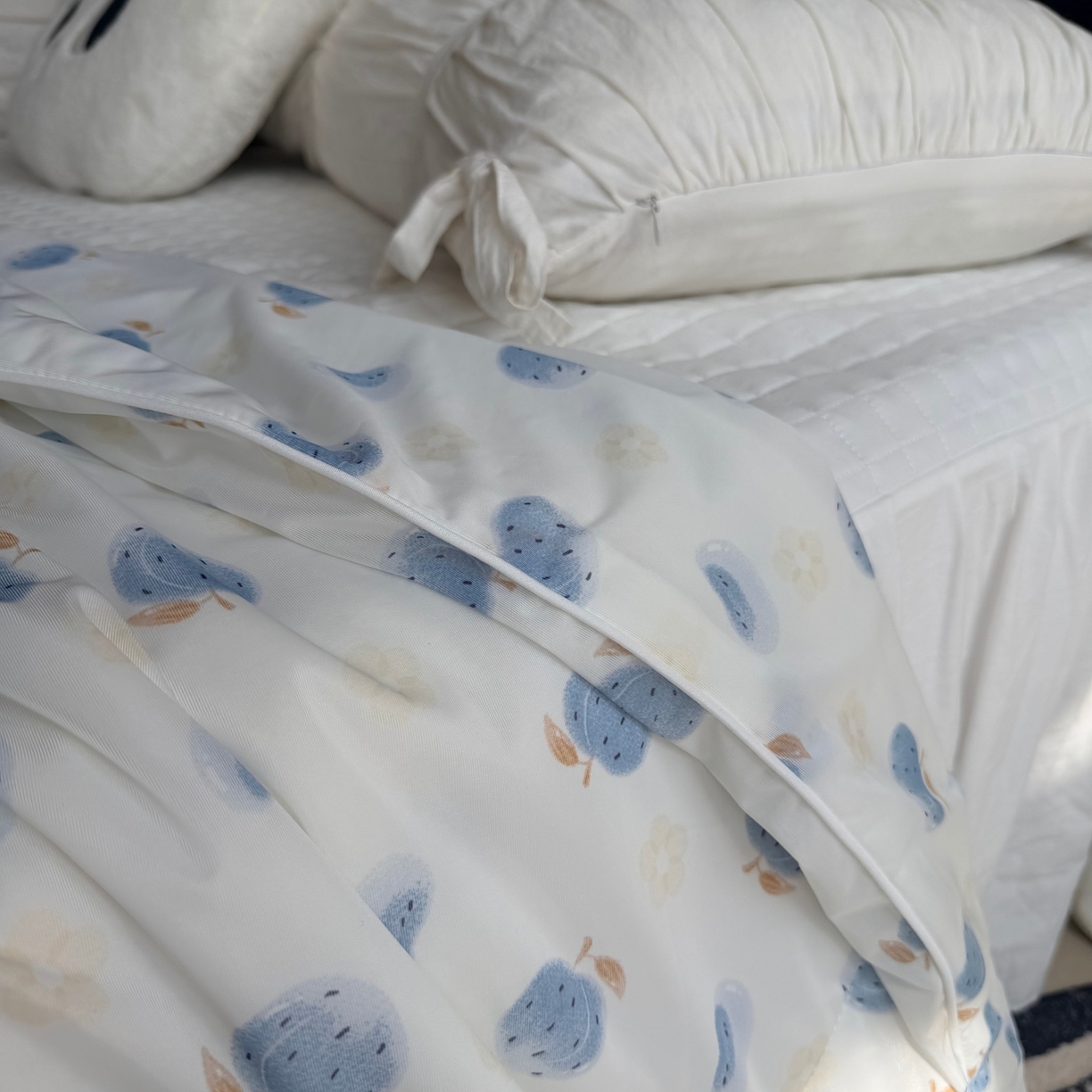 91家纺网 家纺一手货源 找家纺 莱豫家纺 2026春夏新款A类凉感小冰皮夏凉被夏被空调被 夏日桃桃