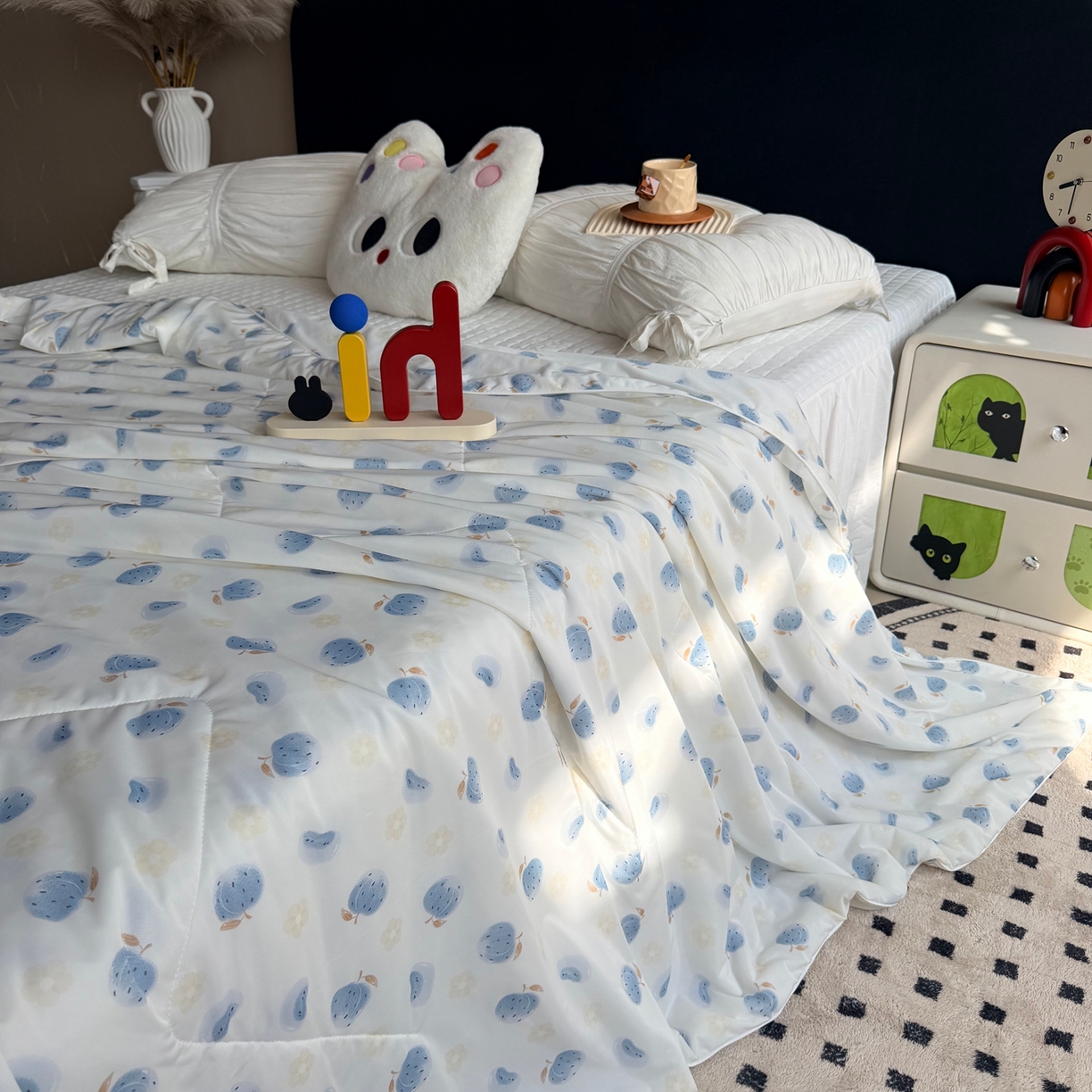 91家纺网 家纺一手货源 找家纺 莱豫家纺 2026春夏新款A类凉感小冰皮夏凉被夏被空调被 夏日桃桃