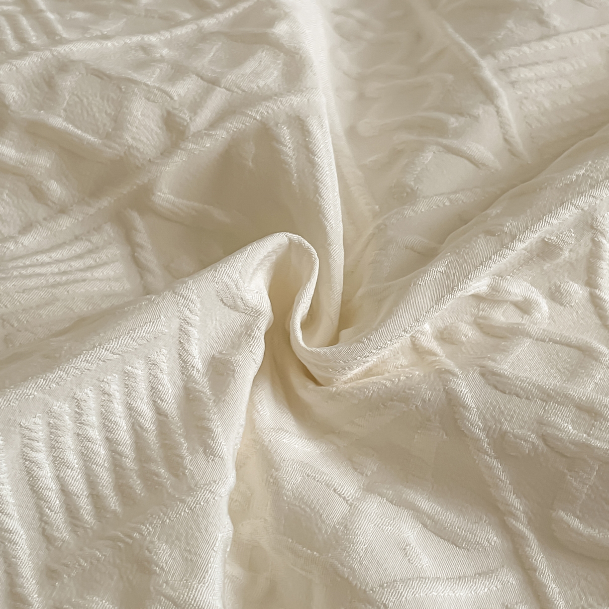 91家纺网 家纺一手货源 找家纺 （总）澳梵家居 2026新款A类法式立体浮雕双层提花水洗冰丝四件套