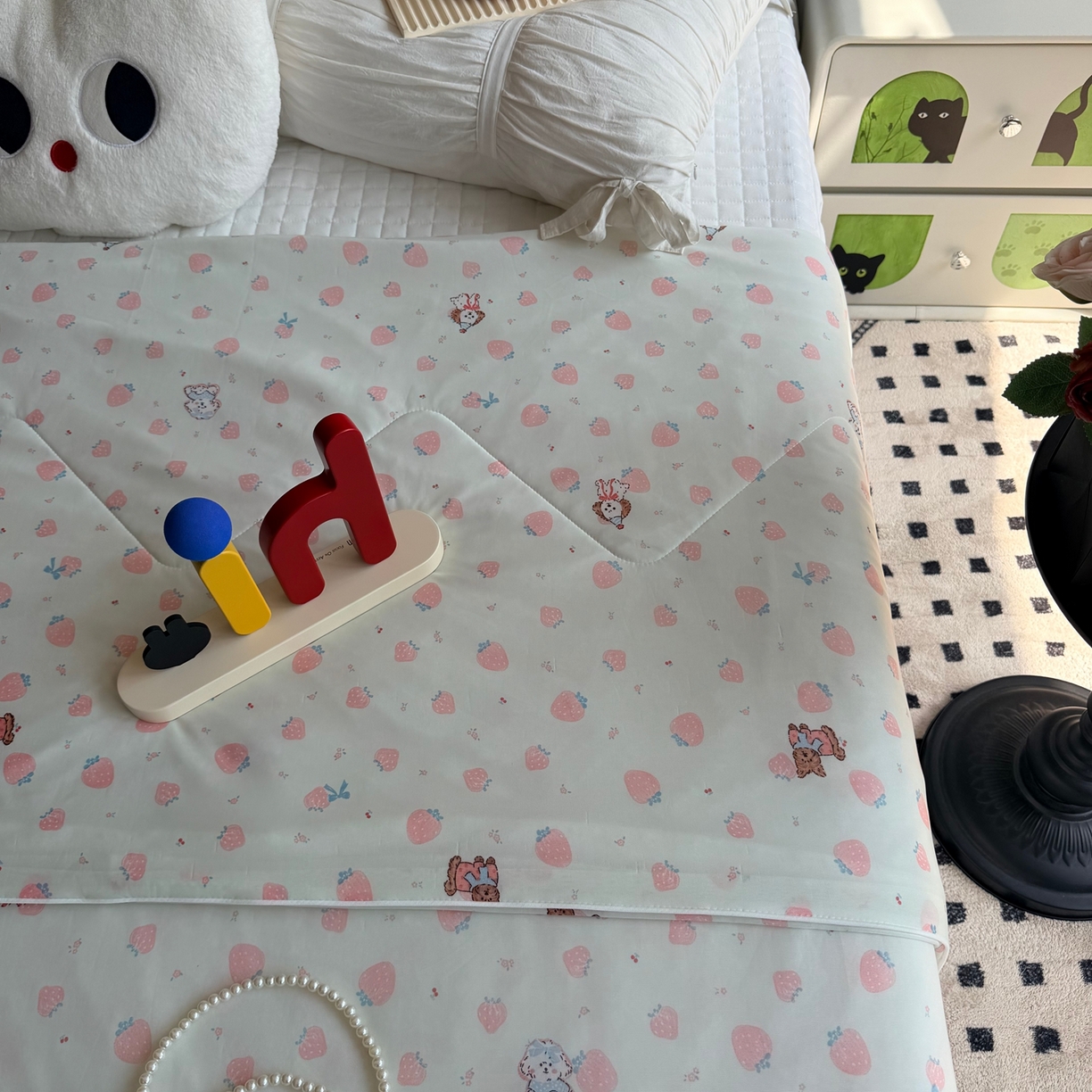 91家纺网 家纺一手货源 找家纺 莱豫家纺 2026春夏新款A类凉感小冰皮夏凉被夏被空调被 小草莓绿