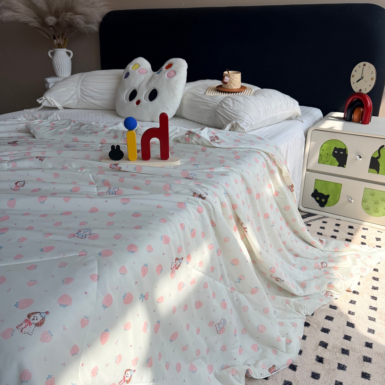 91家纺网 家纺一手货源 找家纺 莱豫家纺 2026春夏新款A类凉感小冰皮夏凉被夏被空调被 小草莓绿