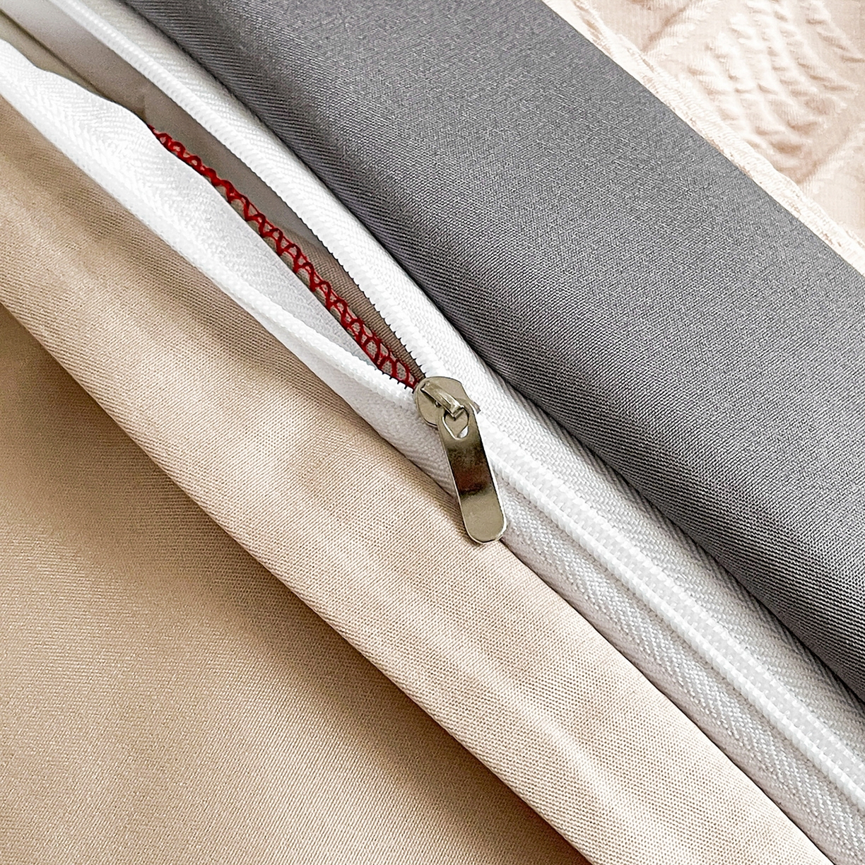 91家纺网 家纺一手货源 找家纺 澳梵家居 2026新款A类法式立体浮雕双层提花水洗冰丝四件套 卢浮宫-香槟