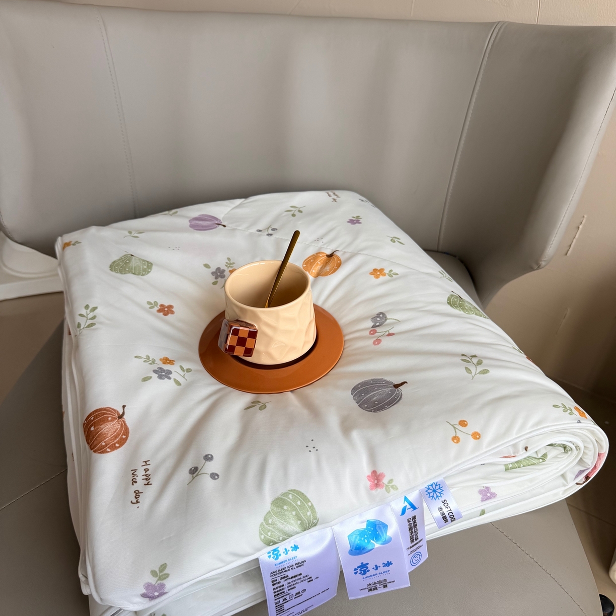 91家纺网 家纺一手货源 找家纺 莱豫家纺 2026春夏新款A类凉感小冰皮夏凉被夏被空调被 小南瓜米