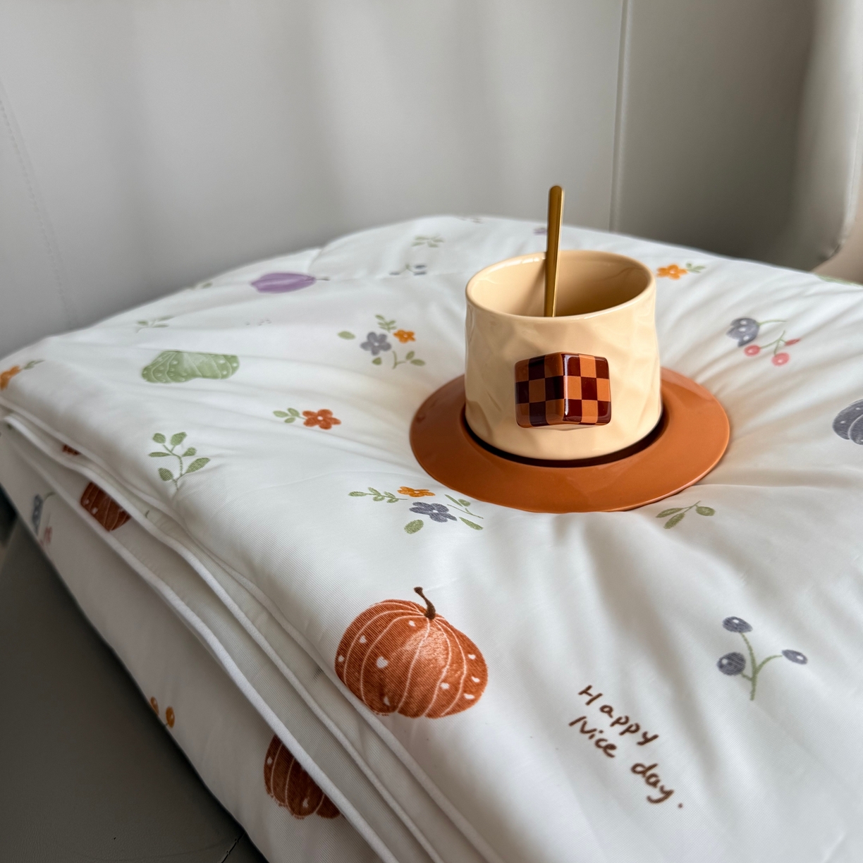 91家纺网 家纺一手货源 找家纺 莱豫家纺 2026春夏新款A类凉感小冰皮夏凉被夏被空调被 小南瓜米