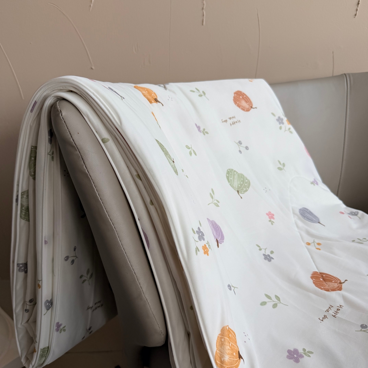 91家纺网 家纺一手货源 找家纺 莱豫家纺 2026春夏新款A类凉感小冰皮夏凉被夏被空调被 小南瓜米