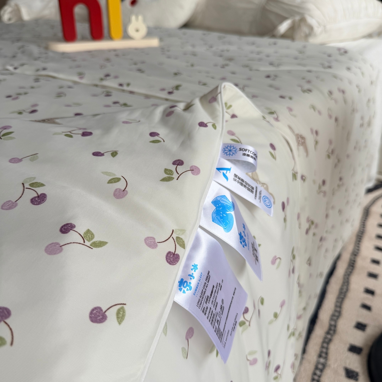 91家纺网 家纺一手货源 找家纺 莱豫家纺 2026春夏新款A类凉感小冰皮夏凉被夏被空调被 小樱桃