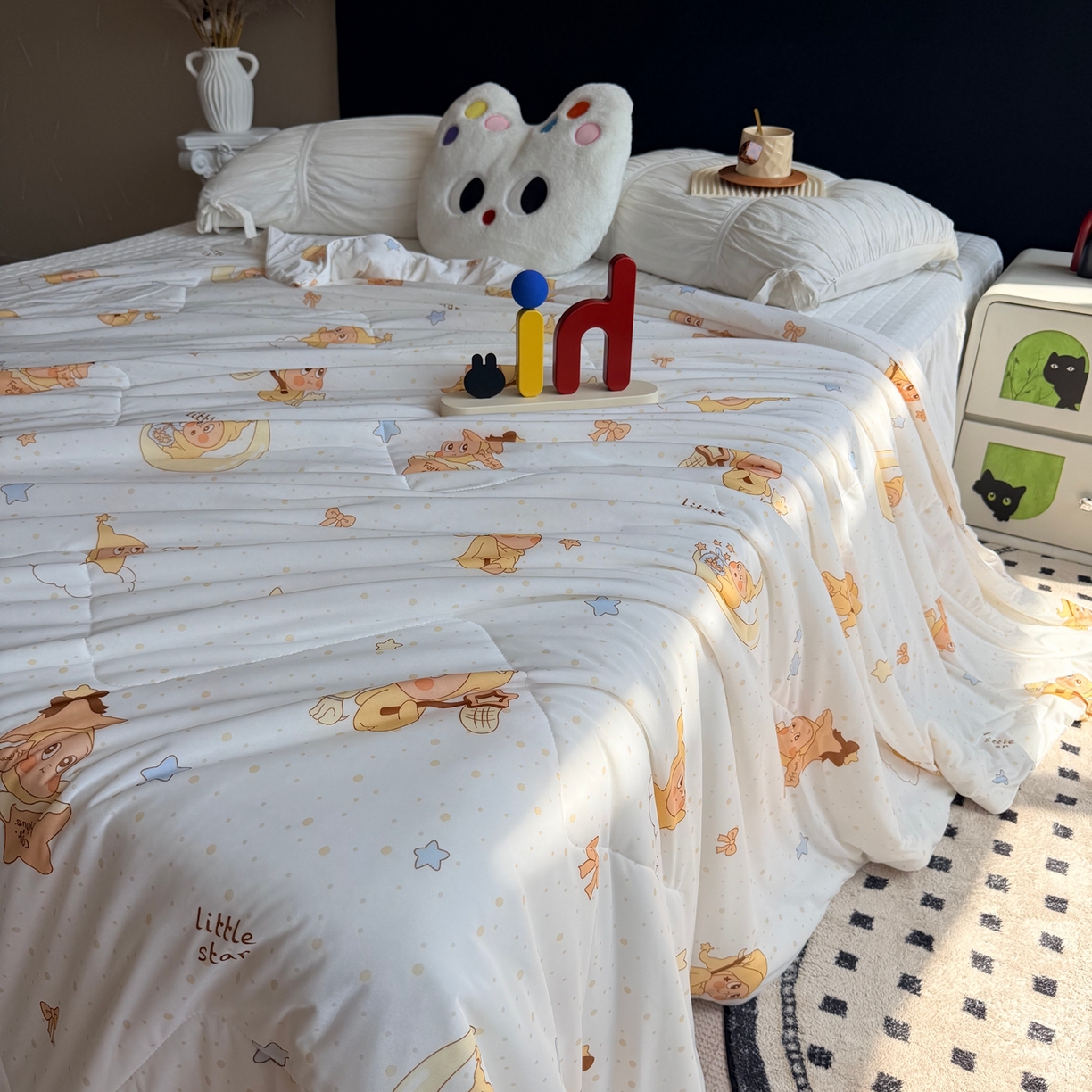 91家纺网 家纺一手货源 找家纺 莱豫家纺 2026春夏新款A类凉感小冰皮夏凉被夏被空调被 星星宝贝米