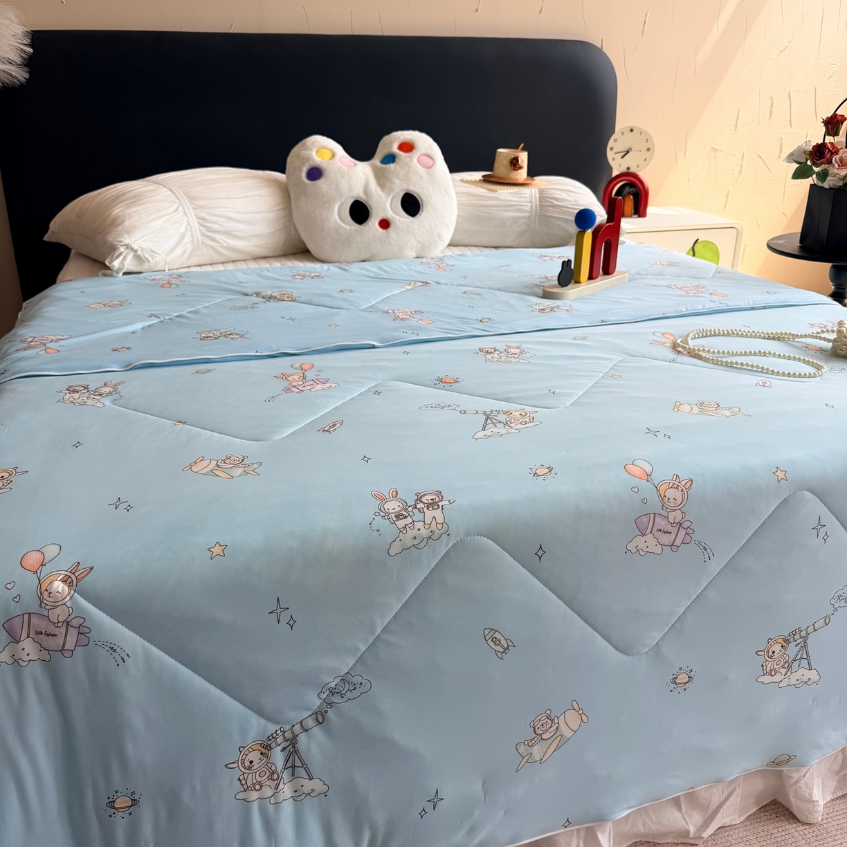 91家纺网 家纺一手货源 找家纺 莱豫家纺 2026春夏新款A类凉感小冰皮夏凉被夏被空调被 宇航员