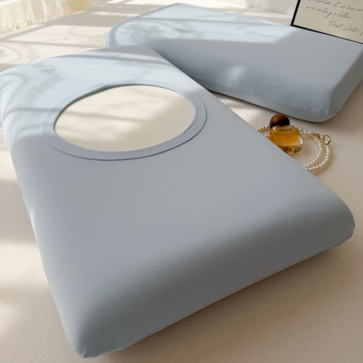 91家纺网 家纺一手货源 找家纺 （总）百寐 2026新款夏季凉感冰皮星球深睡pro枕芯42*70保护套锦氨枕套纯色奶油色