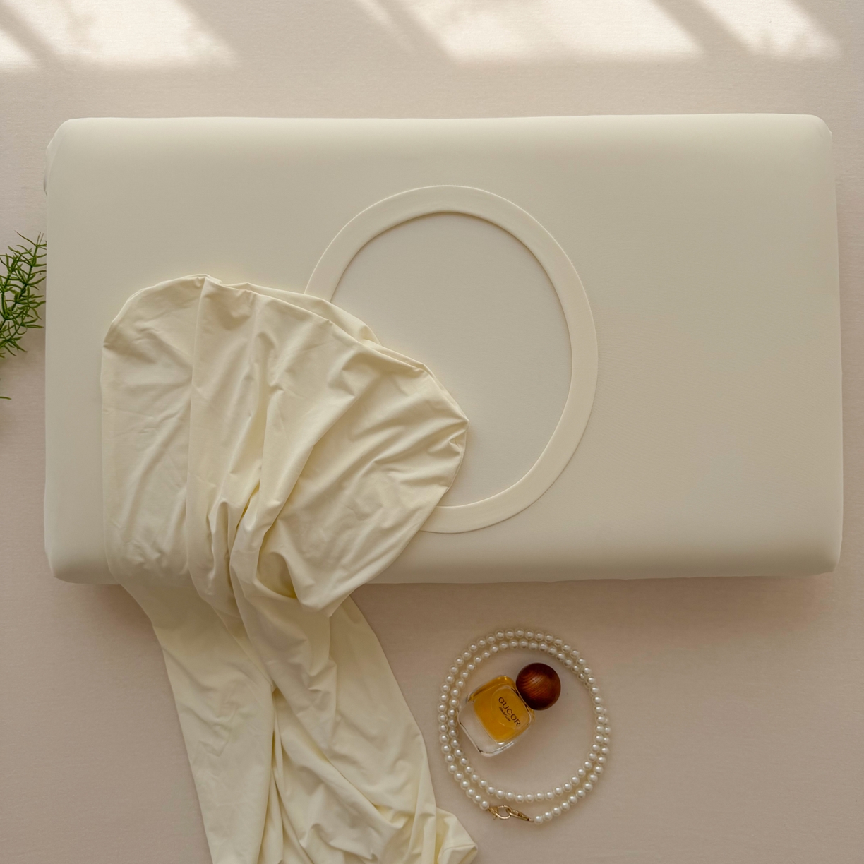 91家纺网 家纺一手货源 找家纺 （总）百寐 2026新款夏季凉感冰皮星球深睡pro枕芯42*70保护套锦氨枕套纯色奶油色