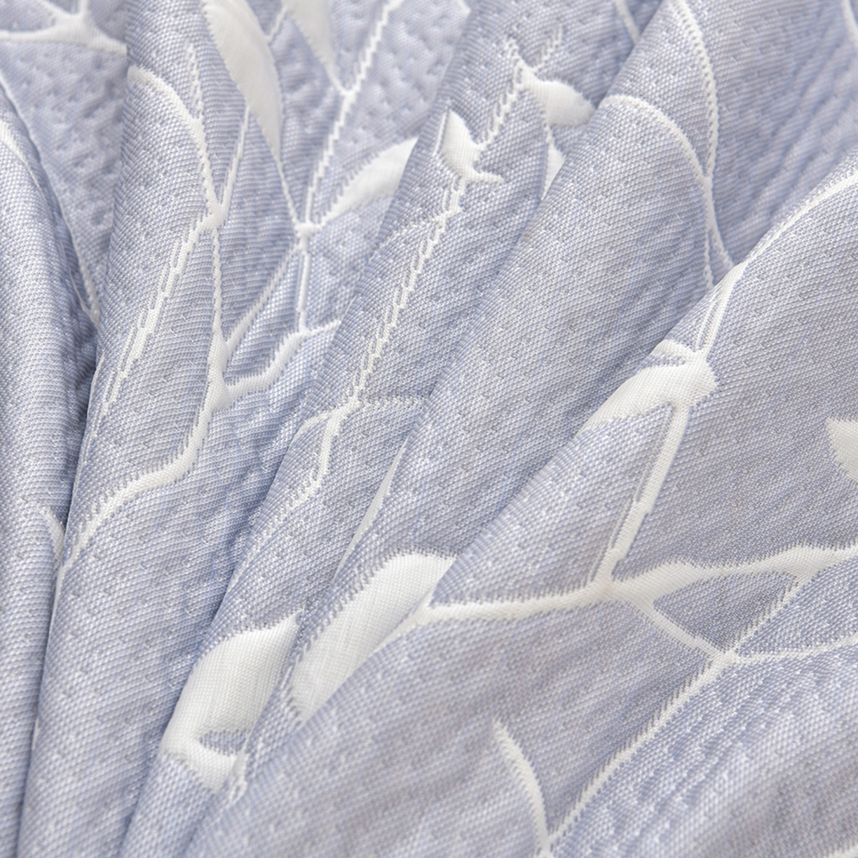 91家纺网 家纺一手货源 找家纺 绘萱家居 2026春夏新款530克PE100%提花冰凉豆豆床裙款凉席席子空调软席 花枝招展-紫