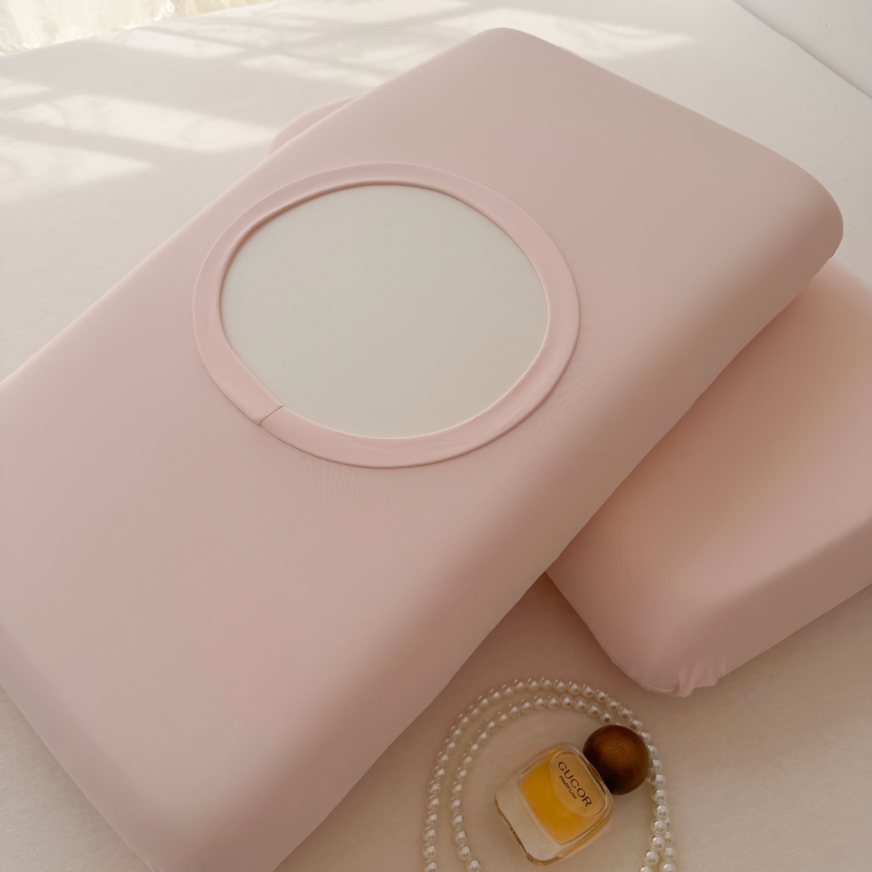 91家纺网 家纺一手货源 找家纺 百寐 2026新款夏季凉感冰皮星球深睡pro枕芯42*70保护套锦氨枕套纯色奶油色 冰皮枕套-公主粉