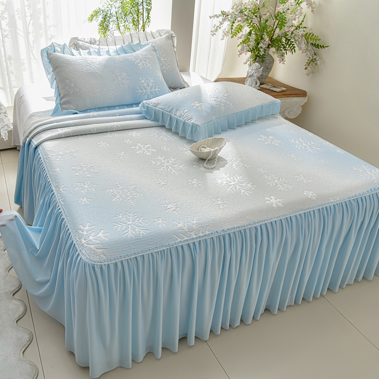 绘萱家居 2026春夏新款530克PE100%提花冰凉豆豆床裙款凉席席子空调软席 渐变雪花-蓝