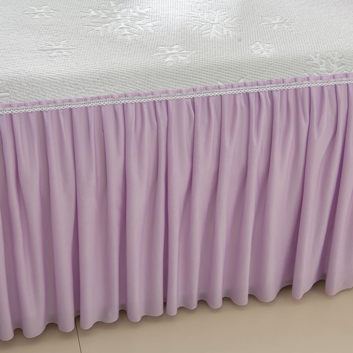 91家纺网 家纺一手货源 找家纺 绘萱家居 2026春夏新款530克PE100%提花冰凉豆豆床裙款凉席席子空调软席 渐变雪花-紫