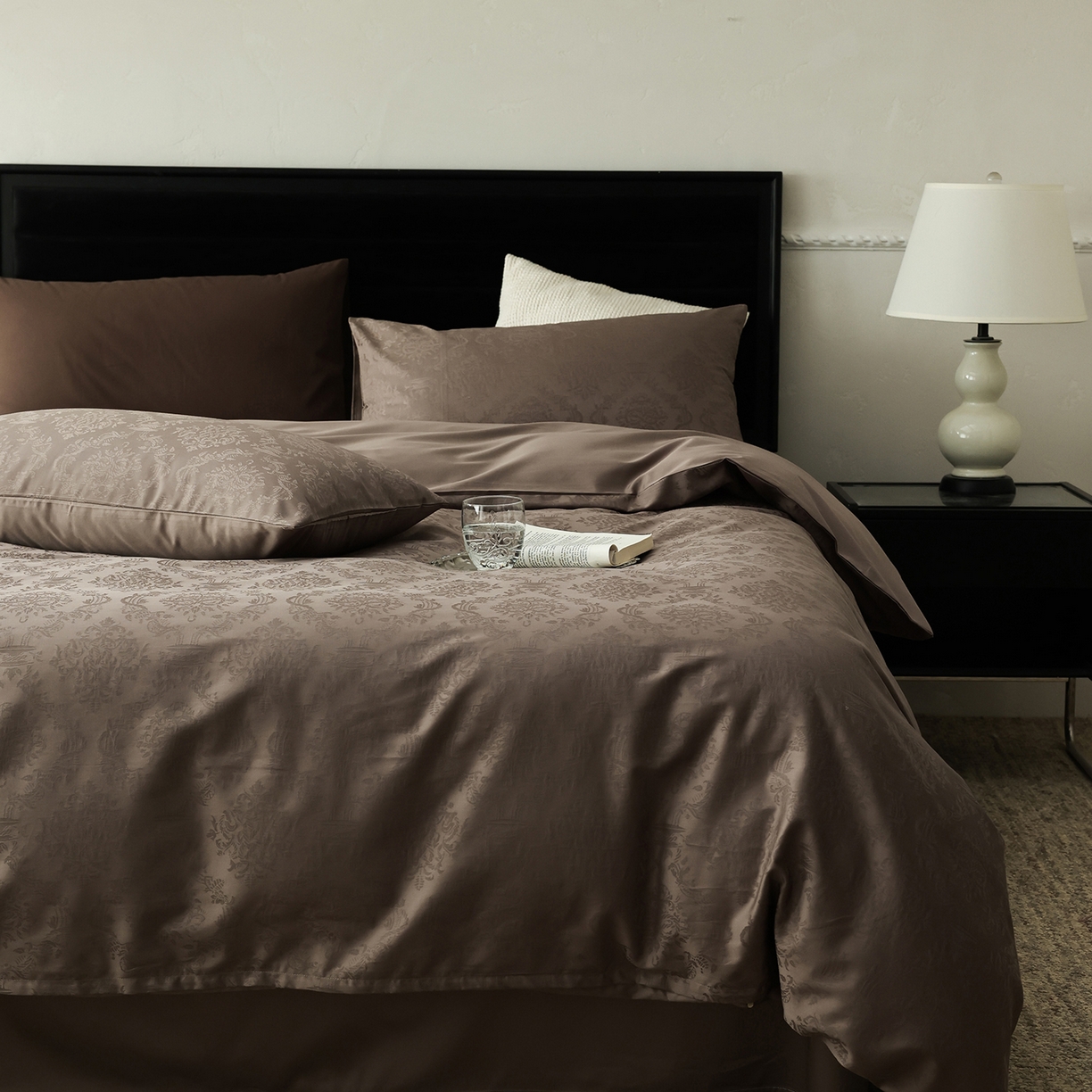 91家纺网 家纺一手货源 找家纺 （总）ONE TWO ONE 121 2026新款50支长绒棉提花四件套系列-微风知韵-轻咖