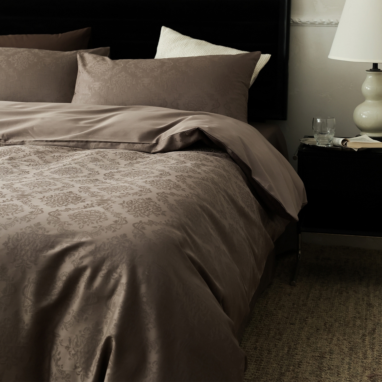 91家纺网 家纺一手货源 找家纺 （总）ONE TWO ONE 121 2026新款50支长绒棉提花四件套系列-微风知韵-轻咖