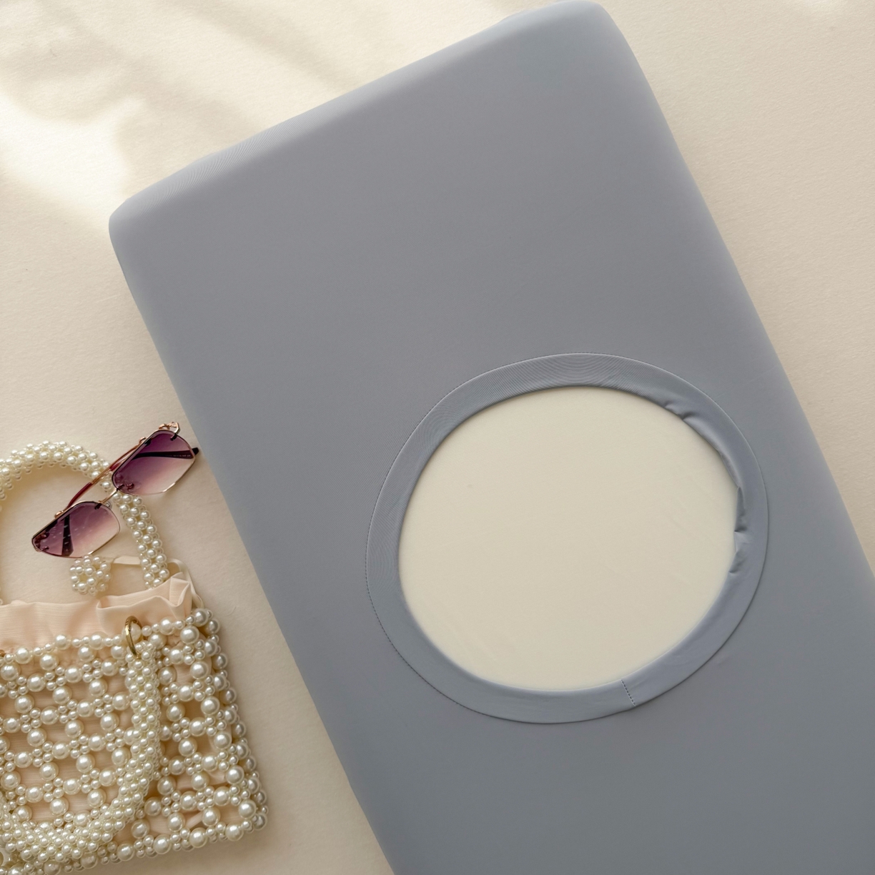 91家纺网 家纺一手货源 找家纺 百寐 2026新款夏季凉感冰皮星球深睡pro枕芯42*70保护套锦氨枕套纯色奶油色 冰皮枕套-松烟灰