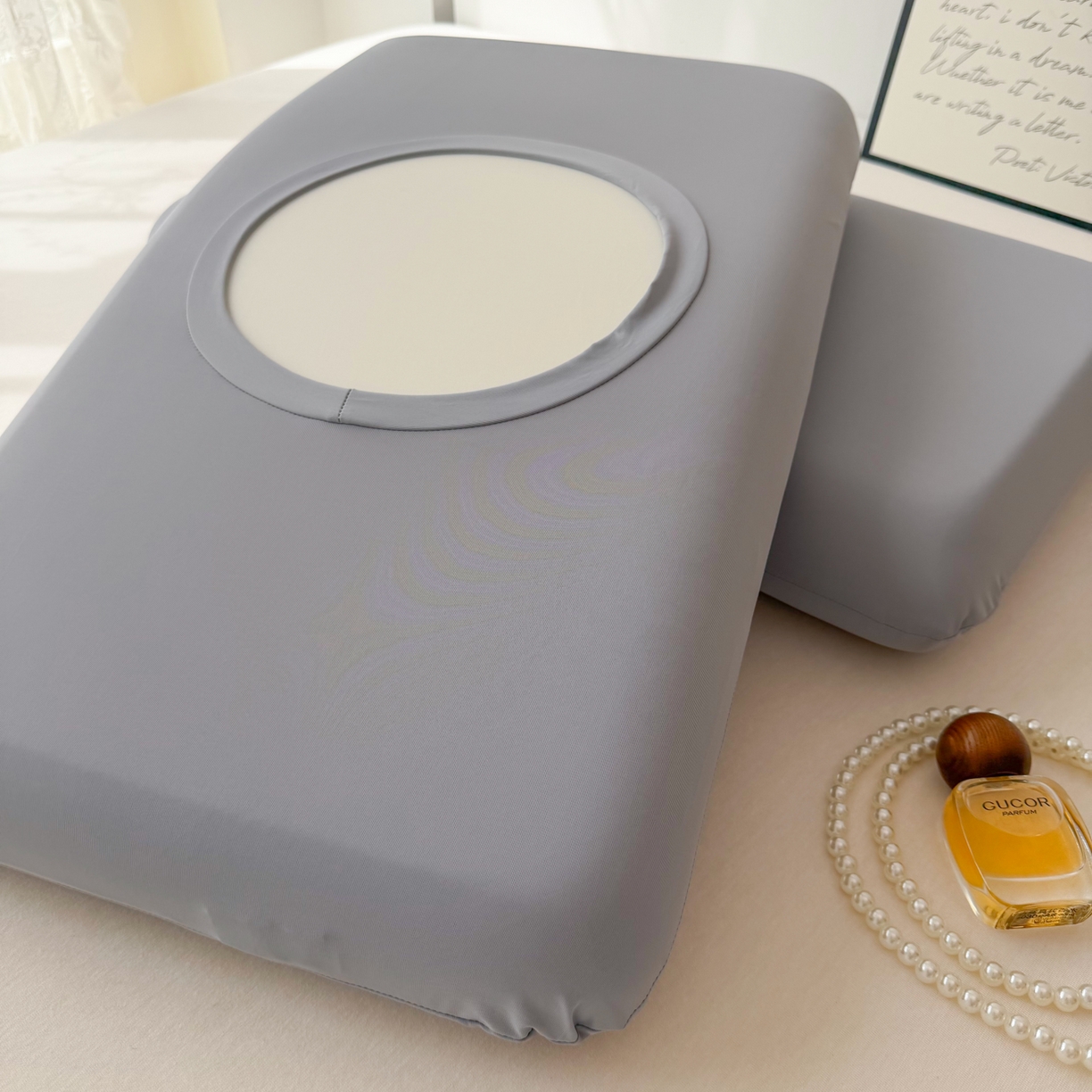 91家纺网 家纺一手货源 找家纺 百寐 2026新款夏季凉感冰皮星球深睡pro枕芯42*70保护套锦氨枕套纯色奶油色 冰皮枕套-松烟灰