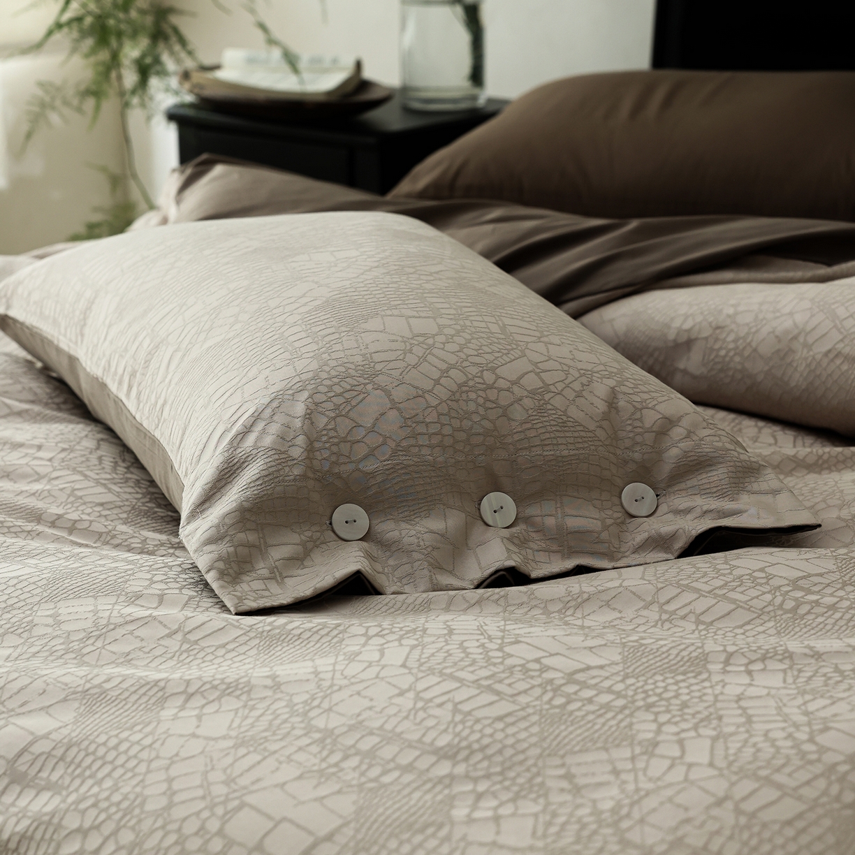 91家纺网 家纺一手货源 找家纺 （总）ONE TWO ONE 121 【控价商品】【提供买家秀】2026新款100s长绒棉提花款四件套全棉床上用品结婚四件套