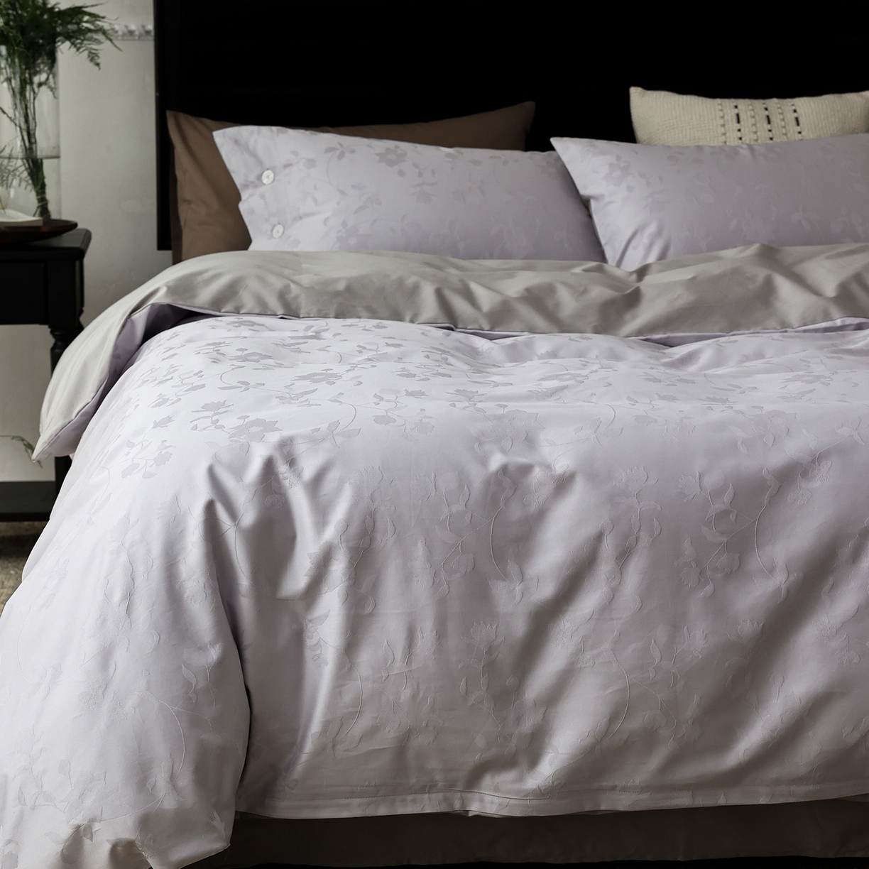 91家纺网 家纺一手货源 找家纺 ONE TWO ONE 121 【控价商品】【提供买家秀】2026新款100s长绒棉提花款四件套全棉床上用品结婚四件套 漫步春露