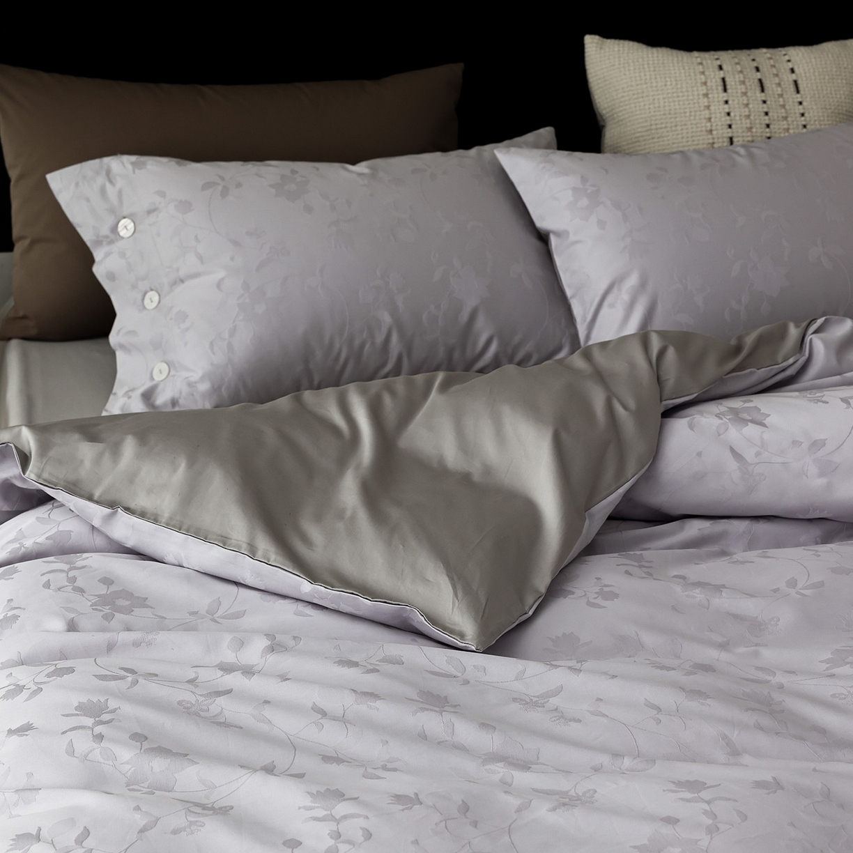 91家纺网 家纺一手货源 找家纺 ONE TWO ONE 121 【控价商品】【提供买家秀】2026新款100s长绒棉提花款四件套全棉床上用品结婚四件套 漫步春露