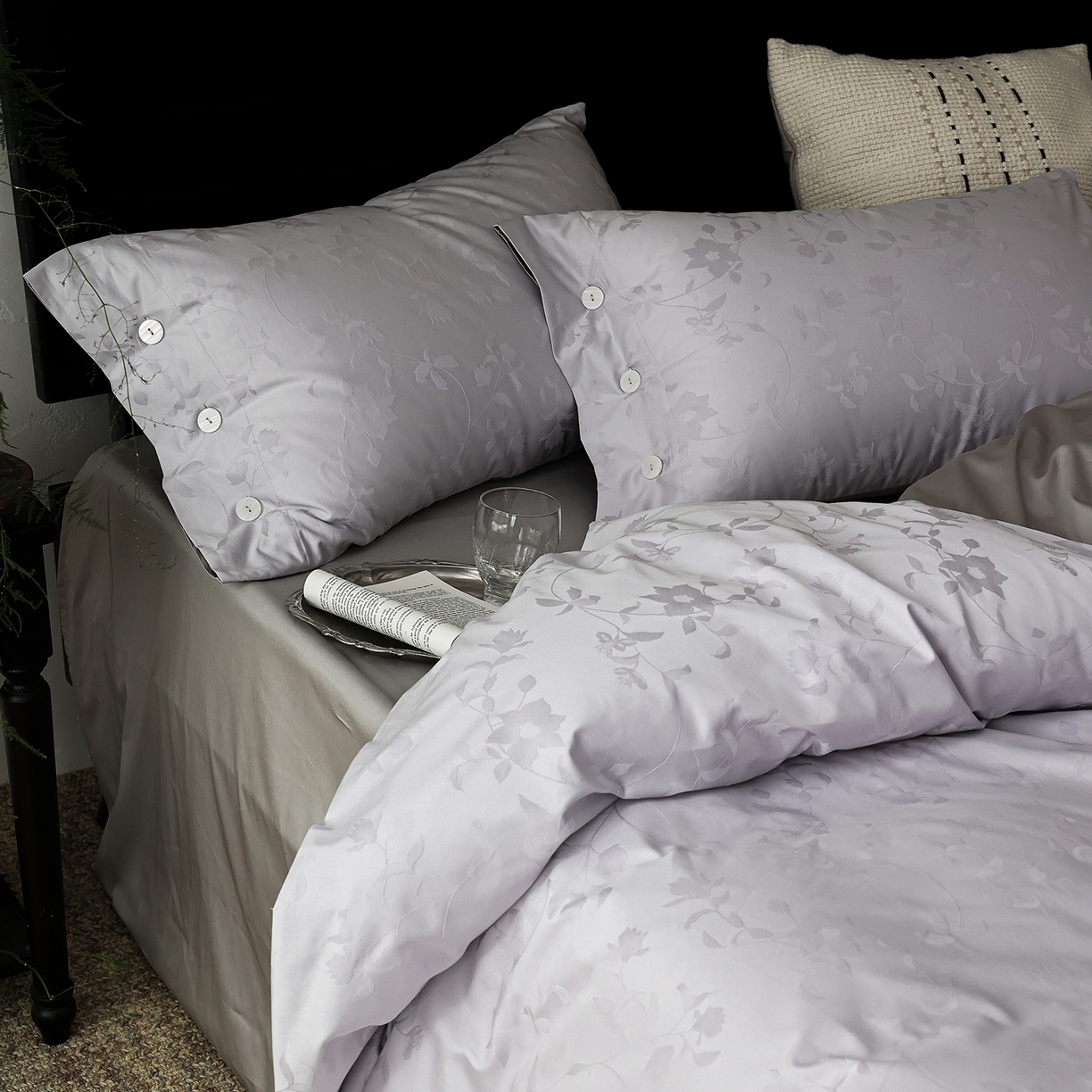 91家纺网 家纺一手货源 找家纺 ONE TWO ONE 121 【控价商品】【提供买家秀】2026新款100s长绒棉提花款四件套全棉床上用品结婚四件套 漫步春露