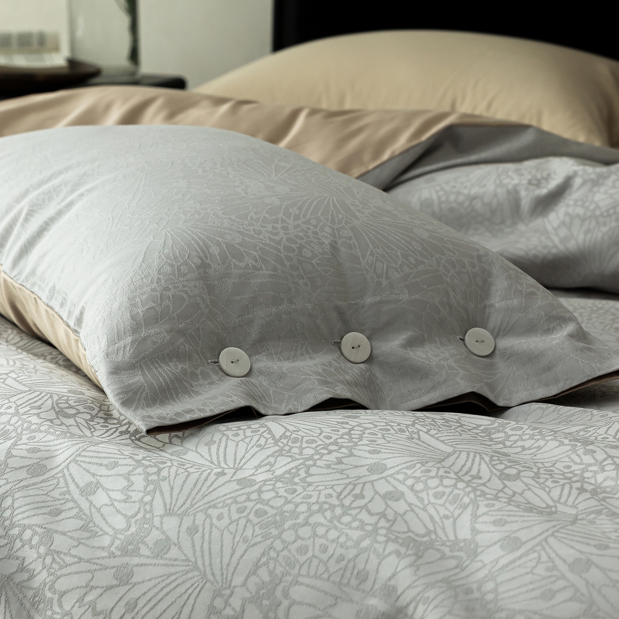 91家纺网 家纺一手货源 找家纺 ONE TWO ONE 121 【控价商品】【提供买家秀】2026新款100s长绒棉提花款四件套全棉床上用品结婚四件套 风之羽翼