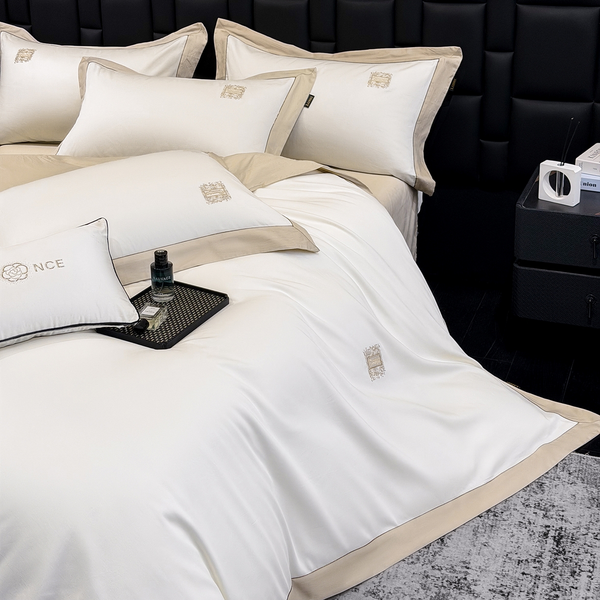 91家纺网 家纺一手货源 找家纺 欣宜家纺 2026新款A类100支全棉纯棉50x50s埃及贡缎长绒棉刺绣绣花四件套-仙本娜（控价 券后标准不低于288元） 仙本娜 香槟金