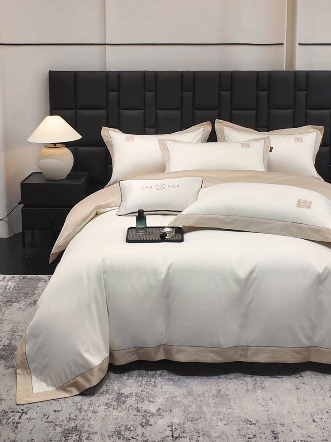 91家纺网 家纺一手货源 找家纺 欣宜家纺 2026新款A类100支全棉纯棉50x50s埃及贡缎长绒棉刺绣绣花四件套-仙本娜（控价 券后标准不低于288元） 仙本娜 香槟金