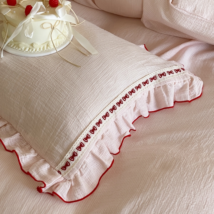 91家纺网 家纺一手货源 找家纺 玛奇朵 2026新款韩式少女花边刺绣A类双层皱纱四件套 樱花手札