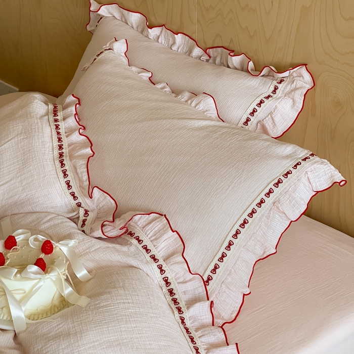 91家纺网 家纺一手货源 找家纺 玛奇朵 2026新款韩式少女花边刺绣A类双层皱纱四件套 樱花手札