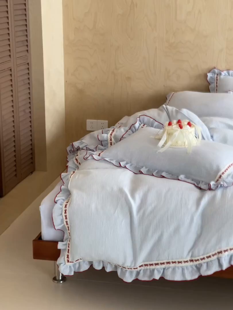 91家纺网 家纺一手货源 找家纺 （总）玛奇朵 2026新款韩式少女花边刺绣A类双层皱纱四件套