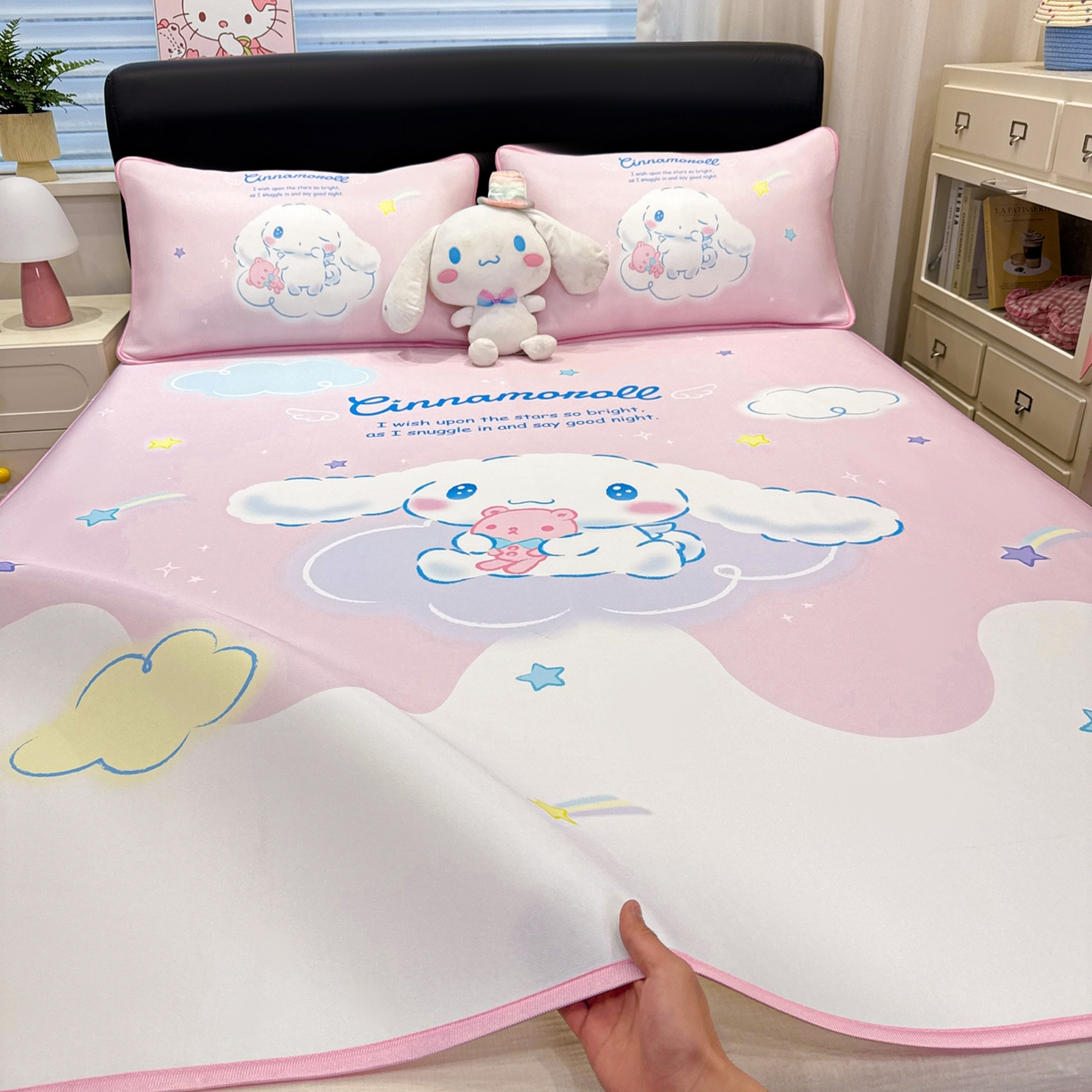 91家纺网 家纺一手货源 找家纺 博雅 2026三丽鸥大阪A类小冰皮数码印花凉席 小冰皮凉席-粉色星星玉桂狗