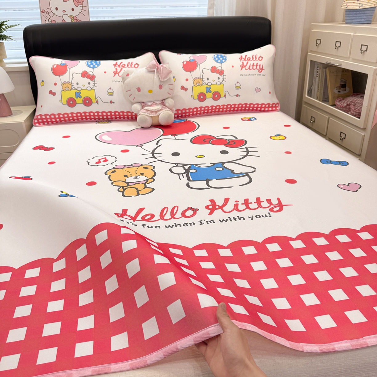 91家纺网 家纺一手货源 找家纺 博雅 2026三丽鸥大阪A类小冰皮数码印花凉席 小冰皮凉席-乐园KT