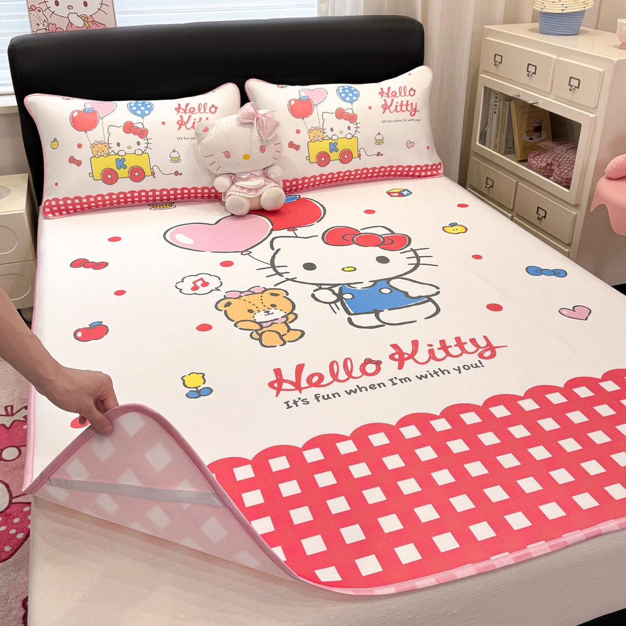 91家纺网 家纺一手货源 找家纺 博雅 2026三丽鸥大阪A类小冰皮数码印花凉席 小冰皮凉席-乐园KT