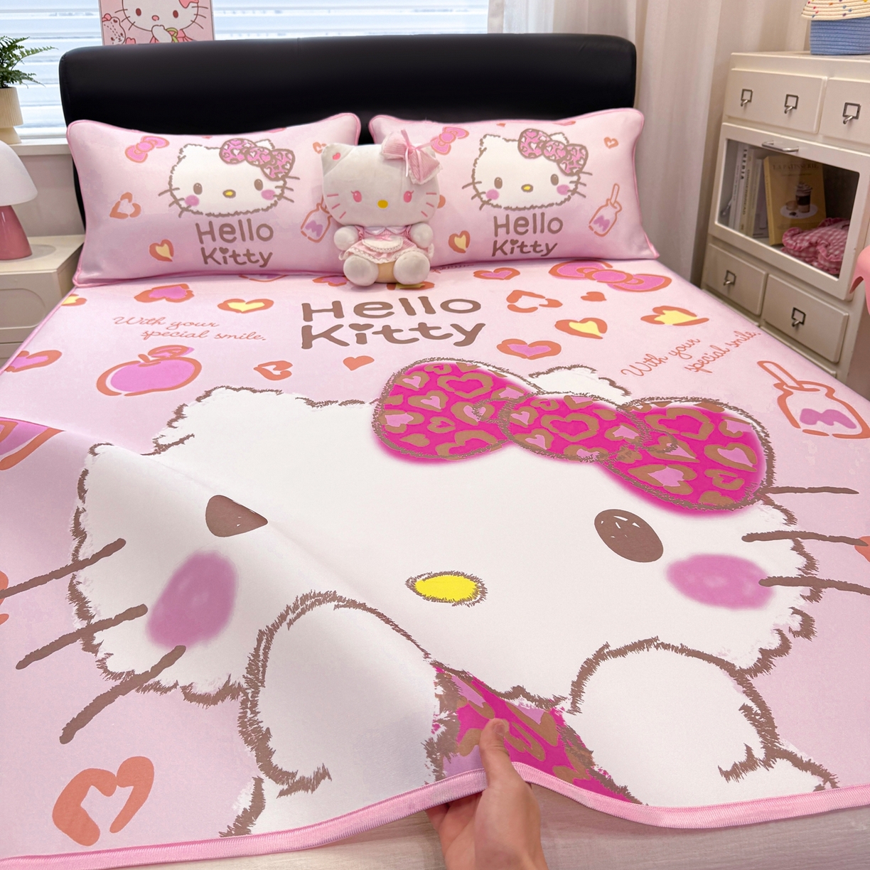 91家纺网 家纺一手货源 找家纺 博雅 2026三丽鸥大阪A类小冰皮数码印花凉席 小冰皮凉席-甜酷KT