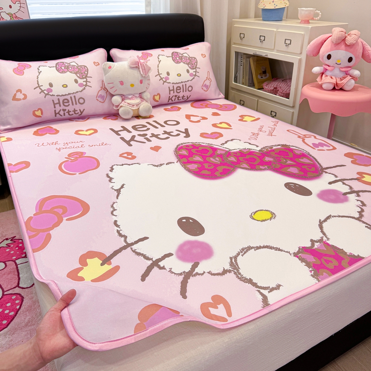 91家纺网 家纺一手货源 找家纺 博雅 2026三丽鸥大阪A类小冰皮数码印花凉席 小冰皮凉席-甜酷KT