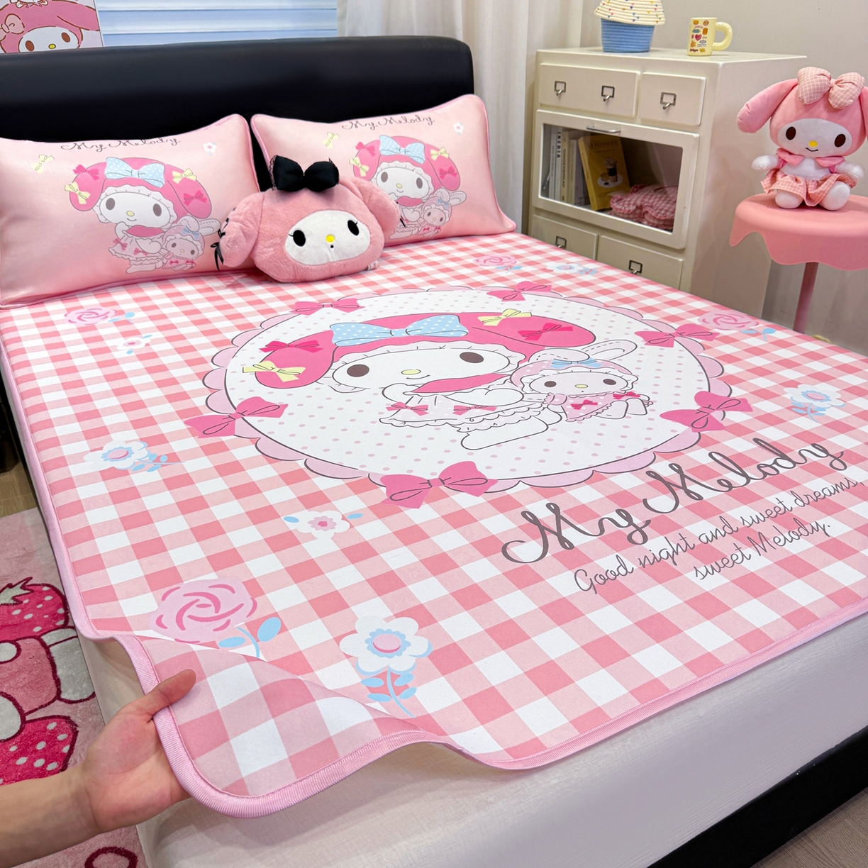 91家纺网 家纺一手货源 找家纺 博雅 2026三丽鸥大阪A类小冰皮数码印花凉席 小冰皮凉席-玩偶美乐蒂