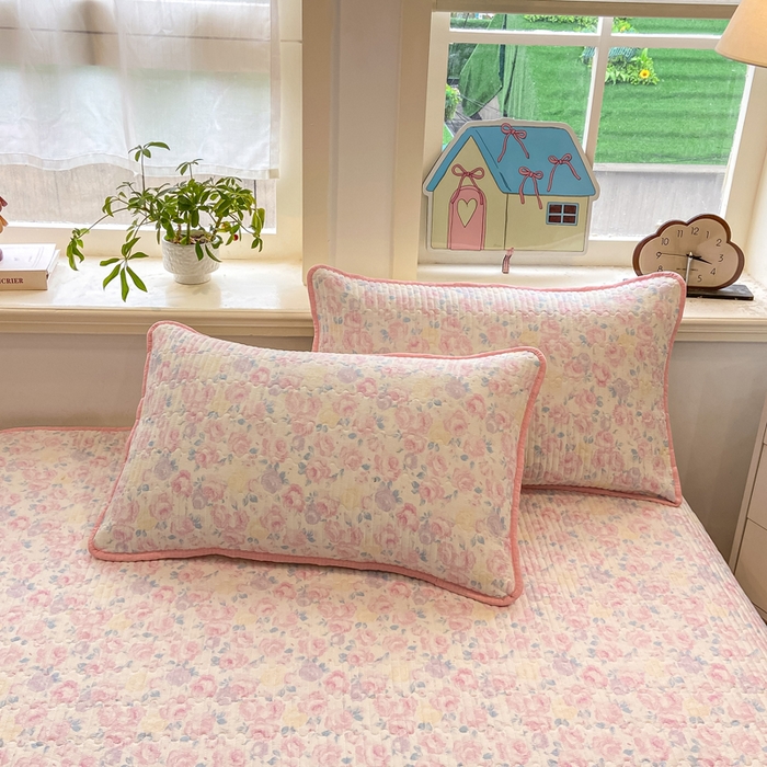 91家纺网 家纺一手货源 找家纺 喜居 2026新款A类双面泡芙双层纱夹棉床盖 双层纱夹棉床盖-粉色花漾